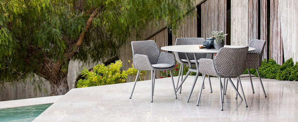 Create a modern and elegant outdoor space with the Vibe dining chair –