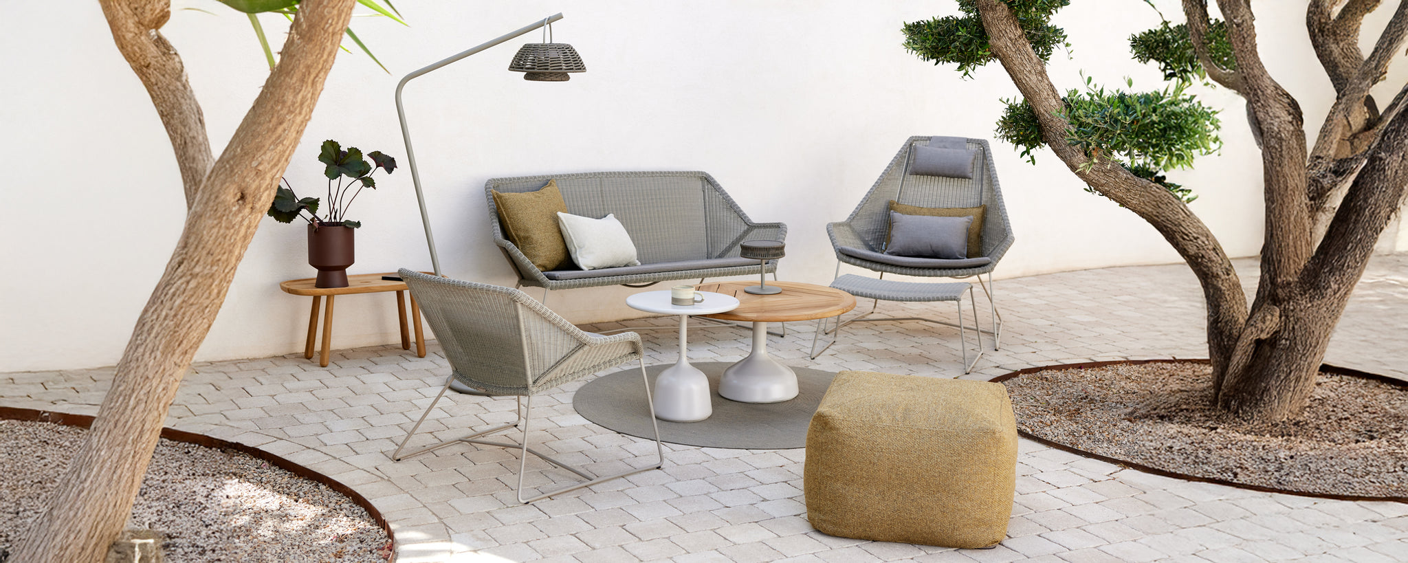 Cane-line Breeze lounge chair - Scandinavian outdoor furniture