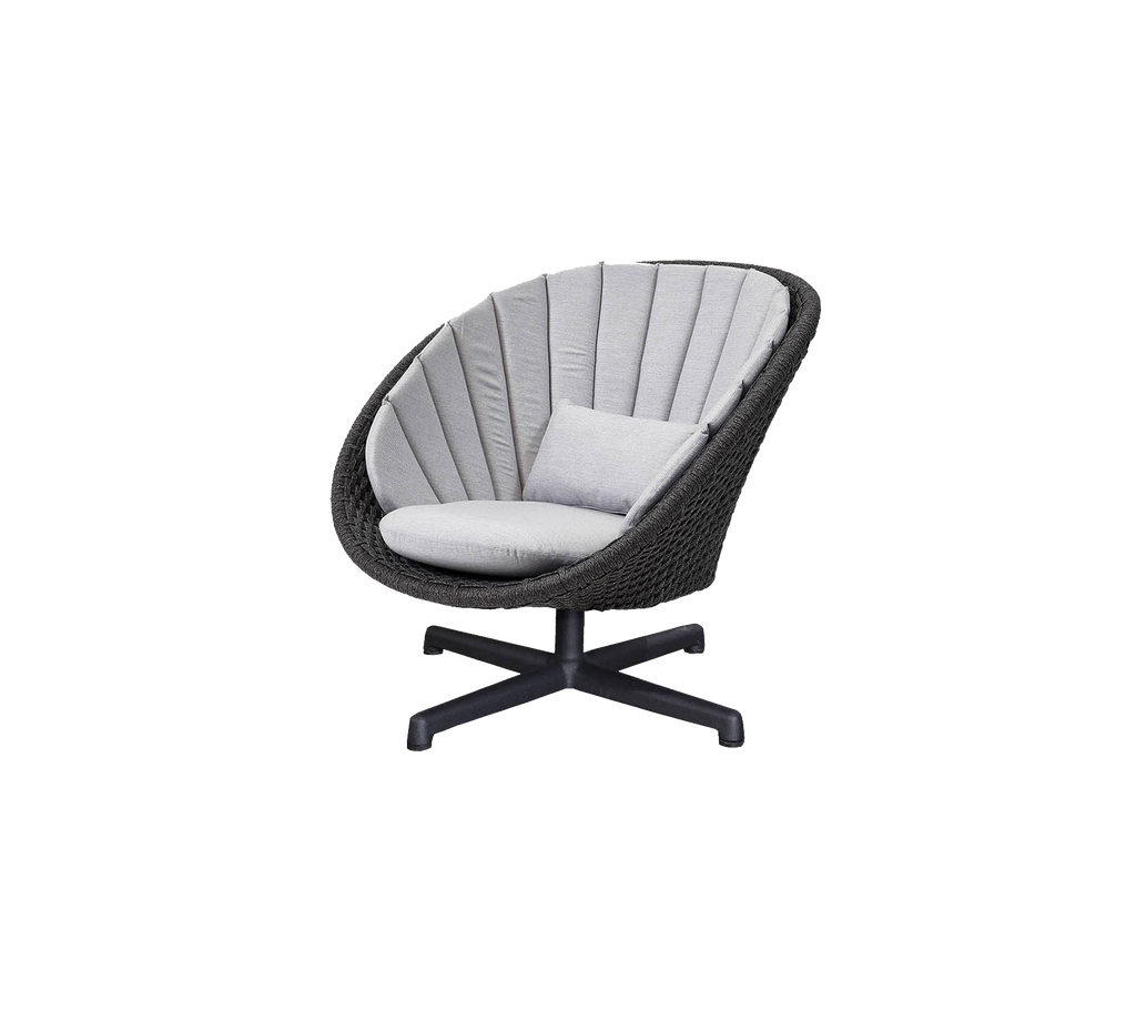 Peacock lounge chair w/swivel aluminium base