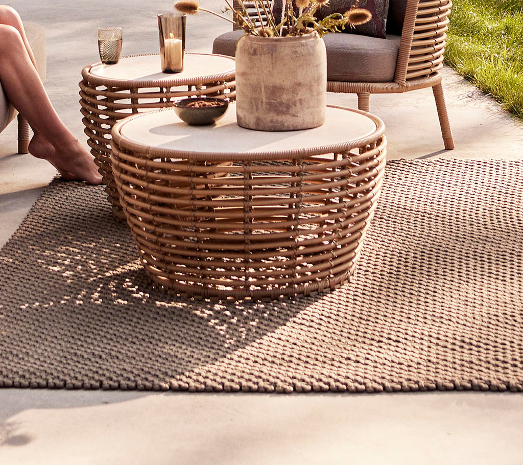 Basket coffee table, large