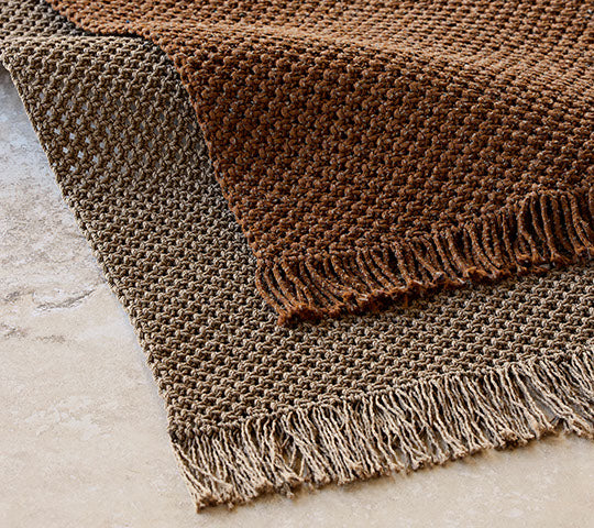 Knit rug, 240 x 170 cm