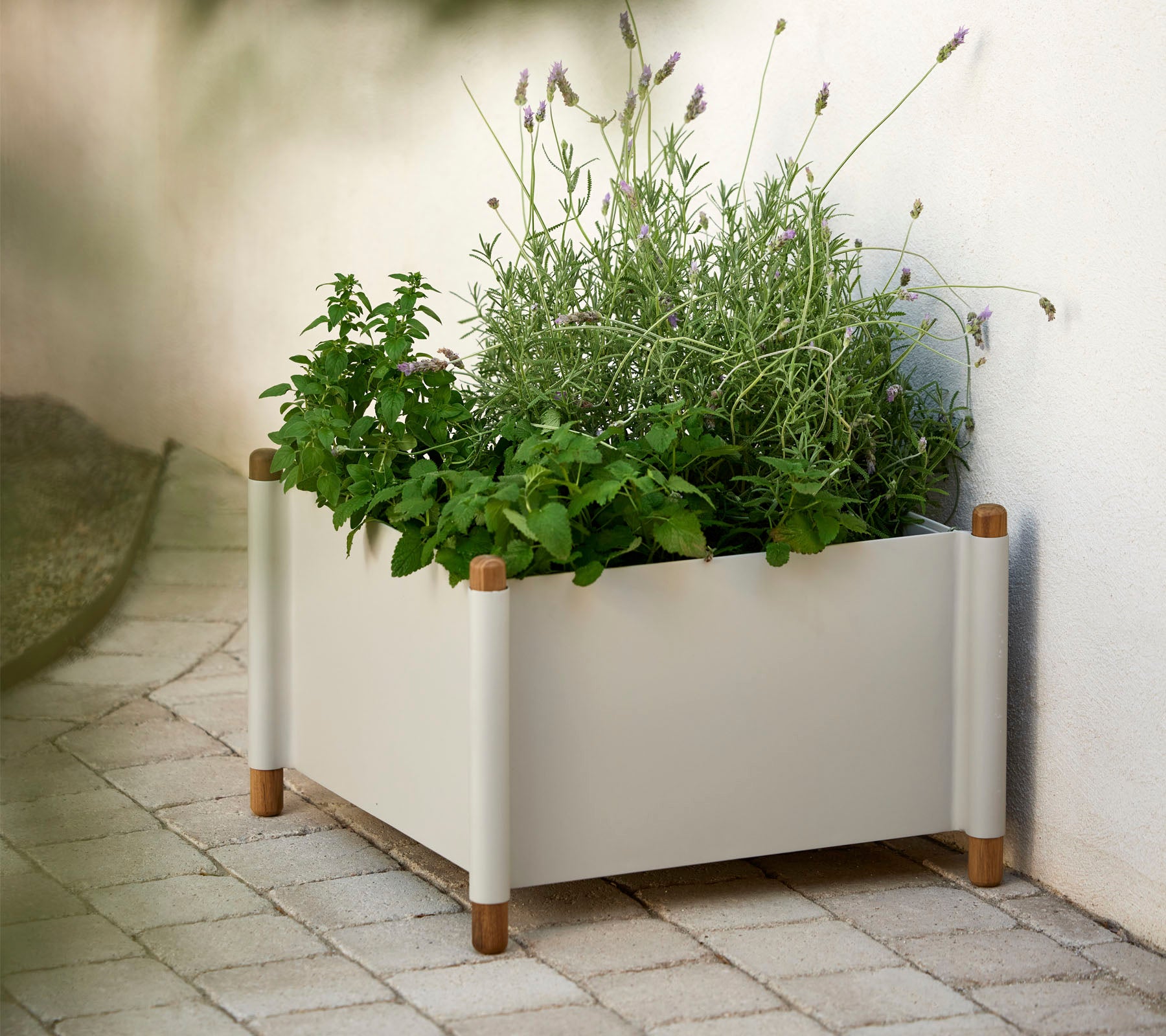 horizontal plant pot Cane-line Sticks planter