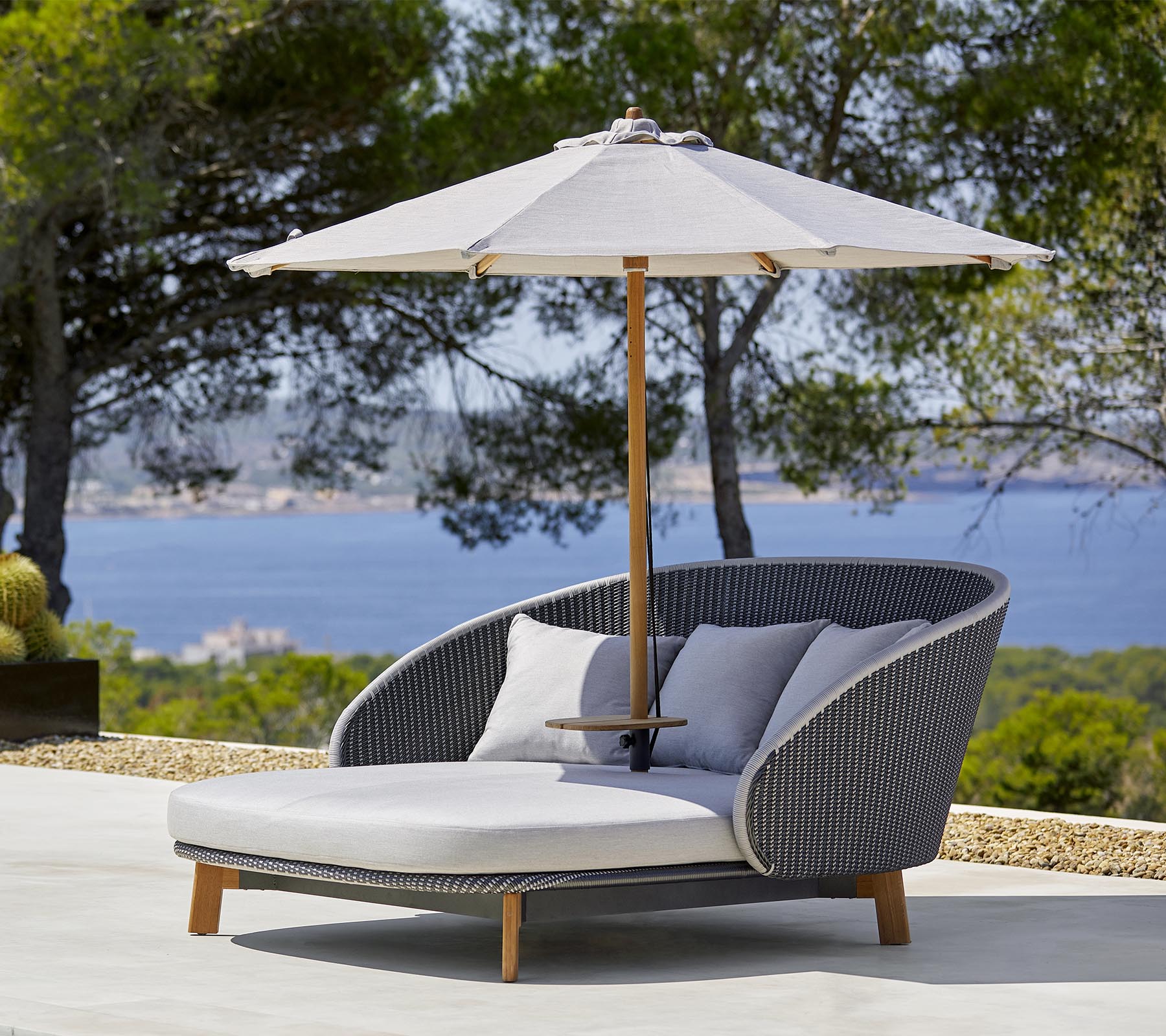 Classic parasol w/pulley system low, dia. 2,4 m, for Peacock daybed